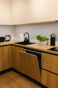New apartment in the city free private parking - Image 5