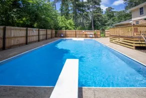 Lake Family Stay w/ boat storage -Pool & Game Room - Image 2