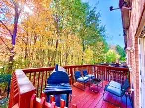 HGTV 5BR Home 5 mins to Rogers Stadium/YYZ Airport - Image 5