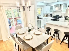 HGTV 5BR Home 5 mins to Rogers Stadium/YYZ Airport - Image 2