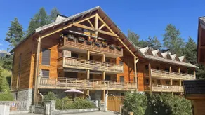 N e w F2 accommodation in luxury residence in AURON - Image 5