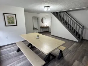Grand Park Basecamp | Sleeps 14 | Sport Retreat - Image 4