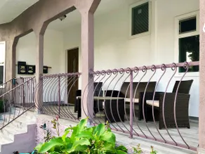 Spacious 1-bedroom, 2 queen beds for 4 people - Image 4
