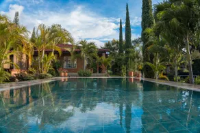 VILLA KIARA– Natural Charming Estate House - Image 2
