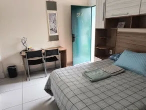 Suite A, with fan, Netflix and Wi-Fi - Image 5