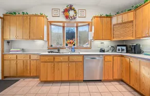 Hillside Haven - Image 2