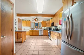 Hillside Haven - Image 3