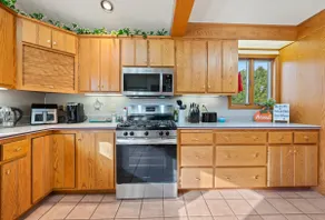 Hillside Haven - Image 4