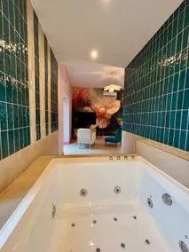 Private SPA & Romantic House - Image 2