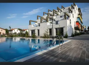 WRW Airport Residence - Image 4