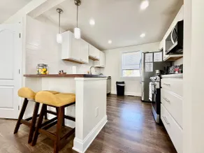 Cute and Cozy House in Quiet Blue Ash Neighborhood - Image 5