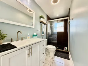 Cute and Cozy House in Quiet Blue Ash Neighborhood - Image 4