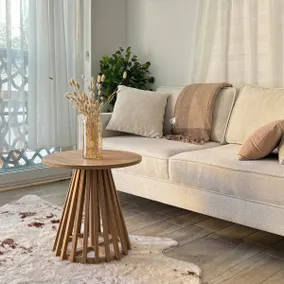 Bright Modern Flat | Pool & Garden, Near Shops - Image 2