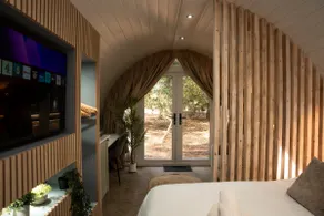 2 Min Walk from NEC | Superking Pod | Sleeps 4 - Image 2