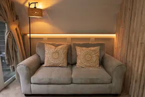 2 Min Walk from NEC | Superking Pod | Sleeps 4 - Image 3