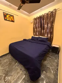 Cozy- 1.5bhk The Amber House - Image 3