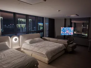 Penthouse C1 # Party Room # View Restaurant # Moonlight Festival Park # Family Trip # Staycation # Incheon Airport 30 minutes - Image 5