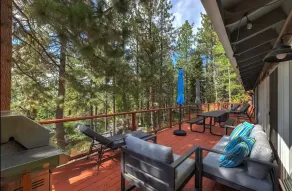 Hot Tub•Sauna•Pool•Private Beach | Tahoe Oasis - Image 2