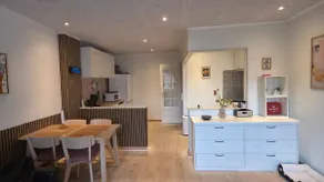 Centrally located townhouse in quiet surroundings - Image 4