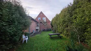 Centrally located townhouse in quiet surroundings - Image 3