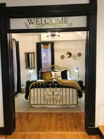 Mulberry Street Retreat - Image 3