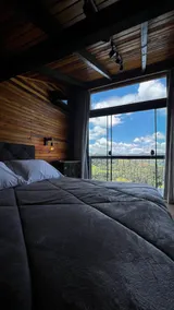 The Valley Cabin - Image 5