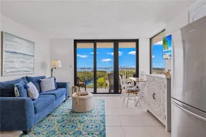 Blissful Beachfront Condo And Private Beach! - Image 3