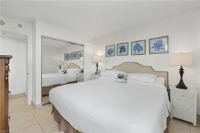 Blissful Beachfront Condo And Private Beach! - Image 5