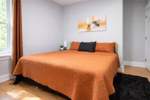 Warm & Comfortable 2BR | 1st FLR | Shrewsbury St - Image 4