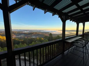 Eagles Nest-majestic views, game room, fire pit! - Image 4