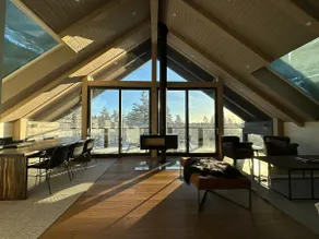 Naava Chalet 402 Penthouse - Kattohuoneisto järvinäköalalla - Image 3