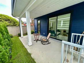 Modern 1BR Guest House Near Beach & Ferry - Image 4