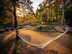 Romantic hideaway w/ jacuzzi near Budapest - Image 2