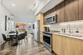 Suite Seventeen • City views • 17 Ave District - Image 4