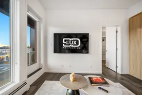 Suite Seventeen • City views • 17 Ave District - Image 3