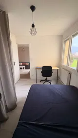 Renovated, bright & fully equipped apartment - Image 5