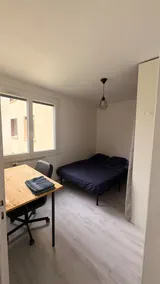 Renovated, bright & fully equipped apartment - Image 4