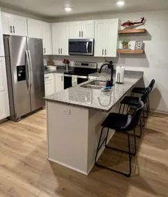 2 Bed/2 Bath Retreat with Fenced Yard - Image 2