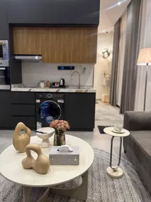 Full-service apartment with private entrance on the ground floor near the airport - Image 2