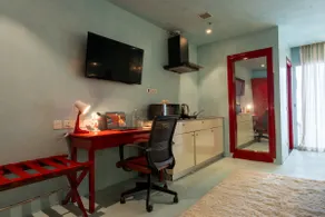 Giovanni’s Bauhaus Studio|Raw|Jacuzzi|For Artists - Image 3