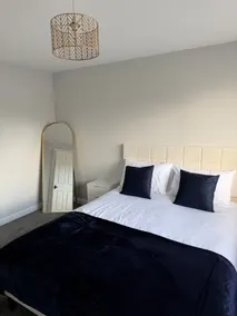 Newly Refurbished Home Near Chippenham Town Centre - Image 3