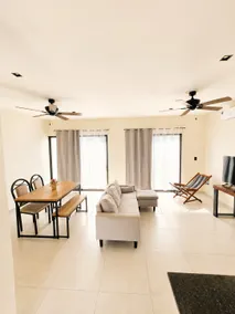 Private House/Comfort/12 min from the Airport. - Image 2