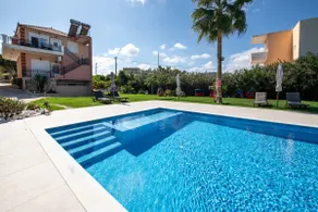 Socrates Holidays Apt 4 with Pool near the Beach - Image 2