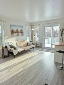 Cozy house near the sea - Image 4