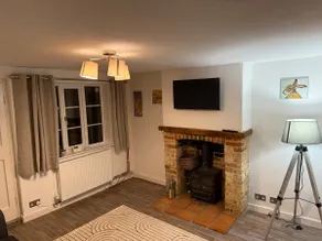 Cosy two bedroom house in eye Suffolk with parking near A140 - Image 2