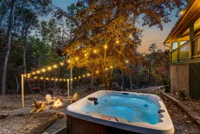Bearadise: Hot Tub+Forest Retreat/Outdoor Movies - Image 3