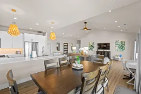 3 BDR/3BTH Oasis | Dual Suites + Outdoor Kitchen - Image 5