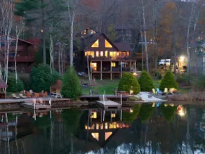 Lakeside Ember Lodge ~ Beach ~ Hot Tub ~ Boat - Image 3