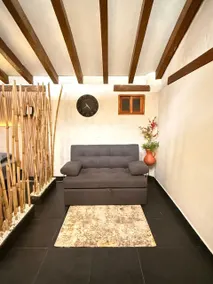 Loft apartment - Image 2