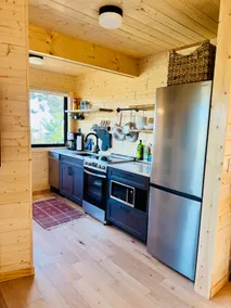 North Shore Cabin Overlooking Lake Superior - Image 5